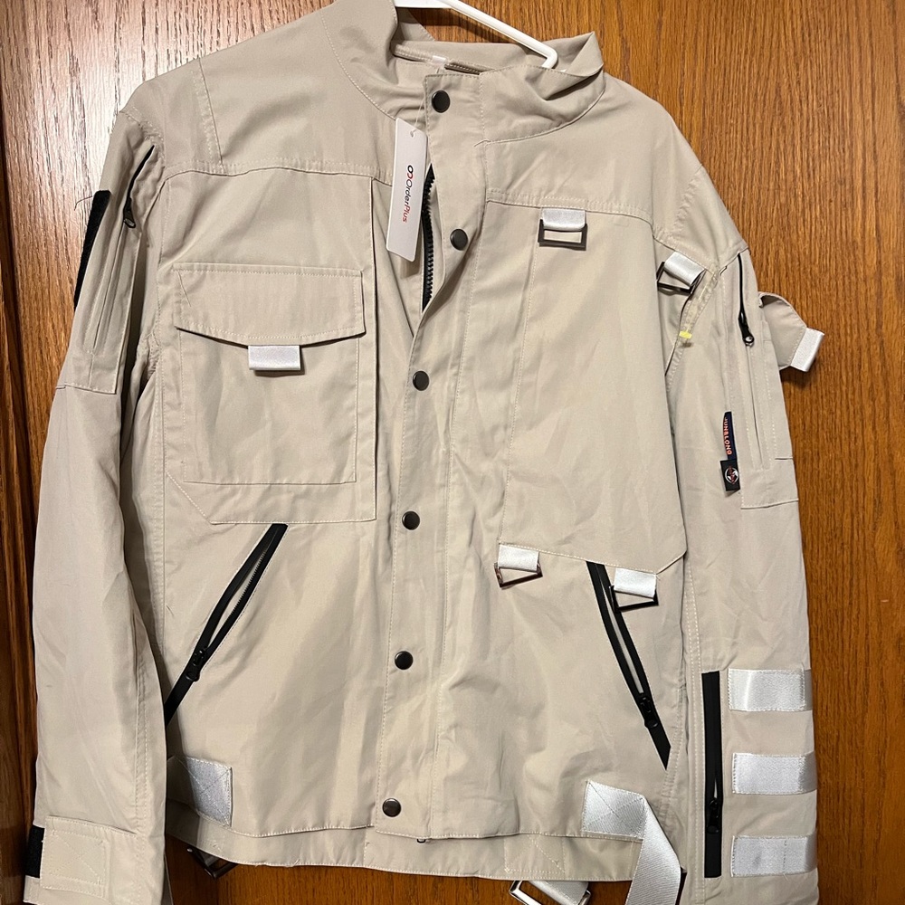 OC order plus cream/tan‎ jacket medium with belts loops zippers unique NWT